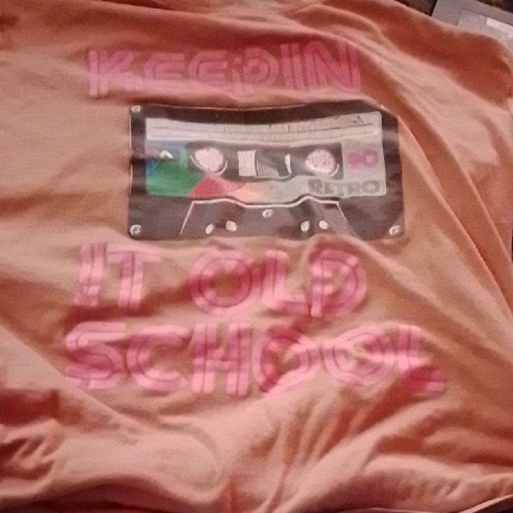 Retro AdultT-Shirt in Orange
